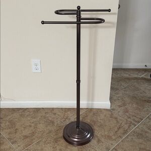 40” tall Elegant Bronze Towel Stand